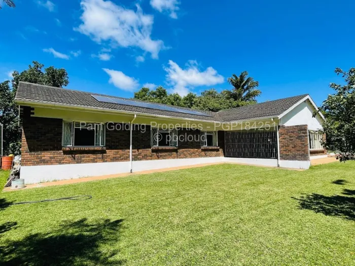 4 Bedroom House for Sale in Burnside, Bulawayo