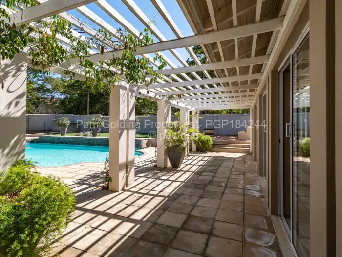 6 Bedroom House for Sale in Borrowdale, Harare