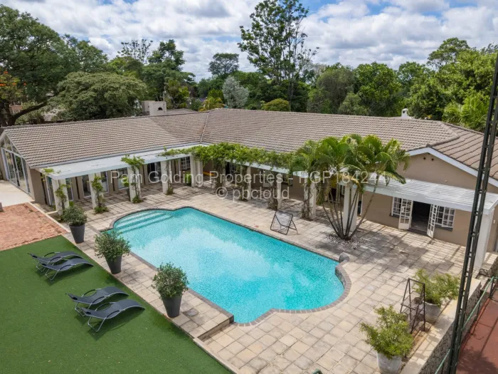 6 Bedroom House for Sale in Borrowdale, Harare