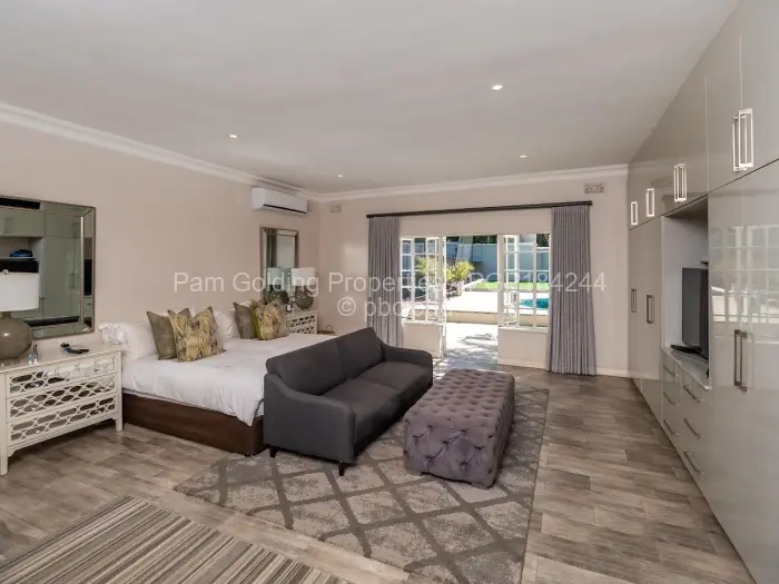 6 Bedroom House for Sale in Borrowdale, Harare