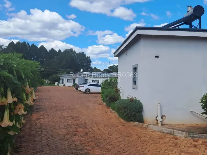 Townhouse/Complex/Cluster to Rent in Mandara, Harare