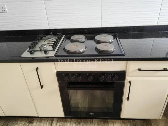 2 Bedroom Cottage/Garden Flat to Rent in Mount Pleasant Heights, Harare