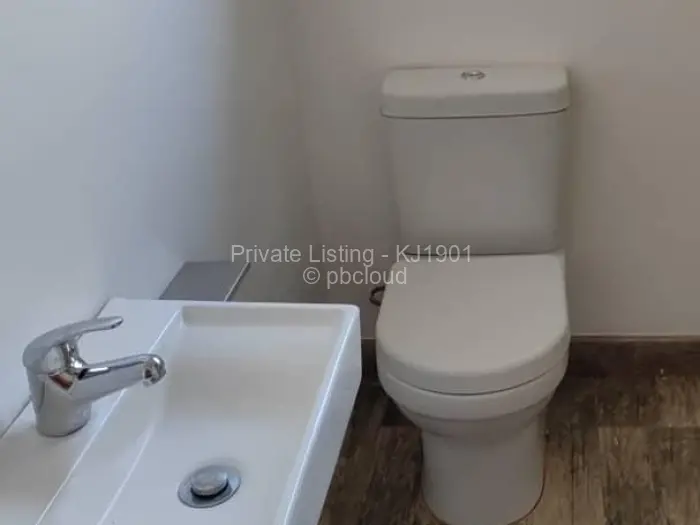 2 Bedroom Cottage/Garden Flat to Rent in Mount Pleasant Heights, Harare