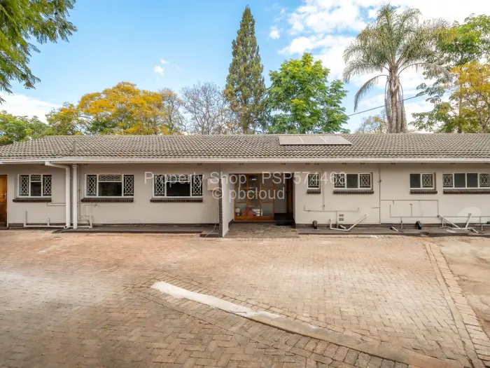 3 Bedroom House to Rent in Greystone Park