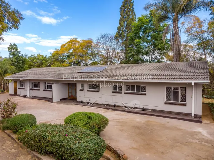 3 Bedroom House to Rent in Greystone Park