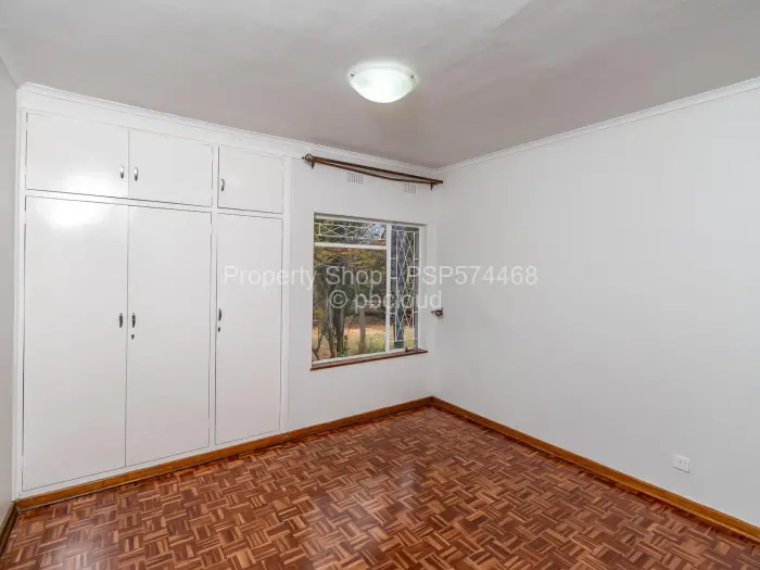 3 Bedroom House to Rent in Greystone Park