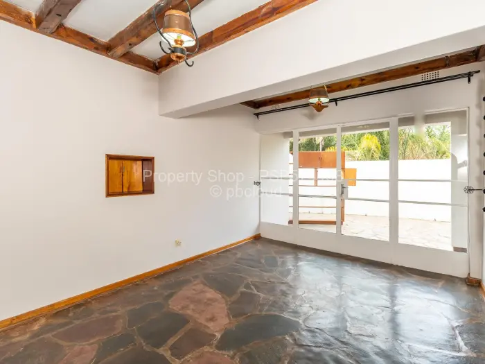 3 Bedroom House to Rent in Greystone Park