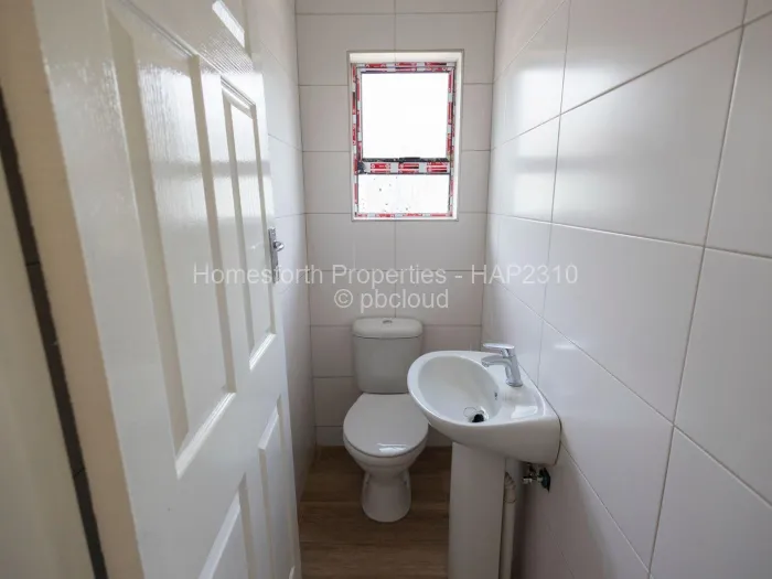 4 Bedroom House for Sale in Mabvazuva Estates, Ruwa