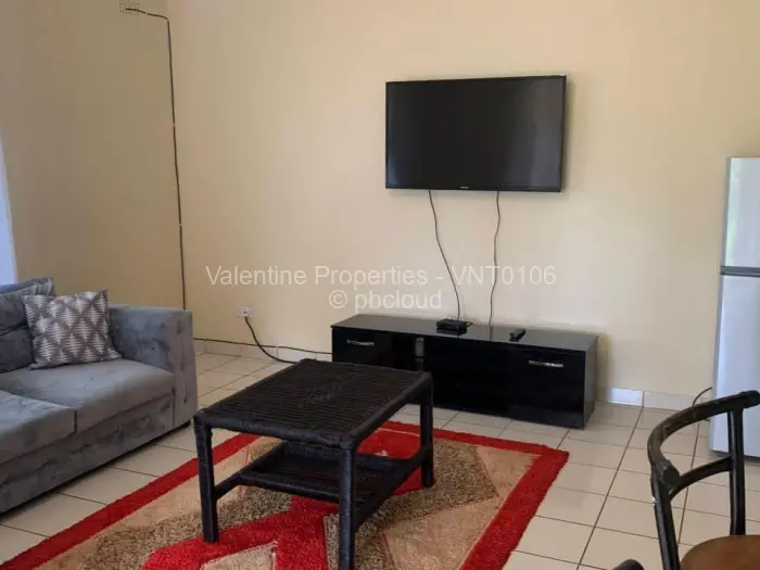 6 Bedroom House to Rent in Mount Pleasant, Harare