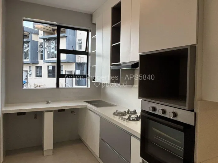 Townhouse/Complex/Cluster to Rent in Borrowdale