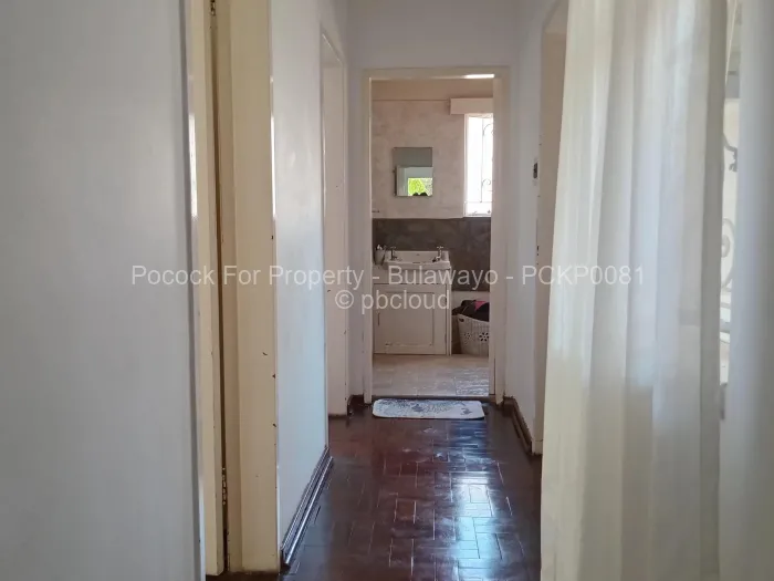2 Bedroom House for Sale in Bradfield, Bulawayo