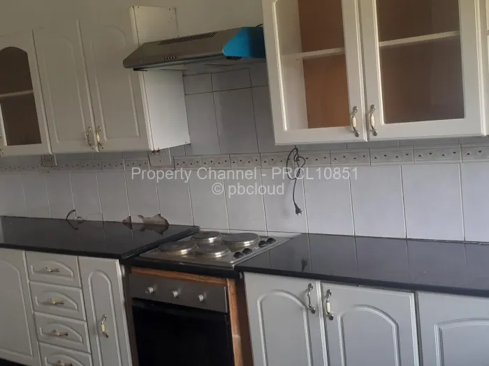 House for Sale in Bluff Hill, Harare