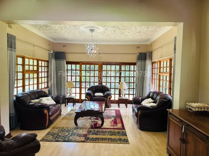 7 Bedroom House to Rent in Borrowdale, Harare