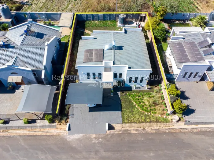Townhouse/Complex/Cluster for Sale in Greendale, Harare