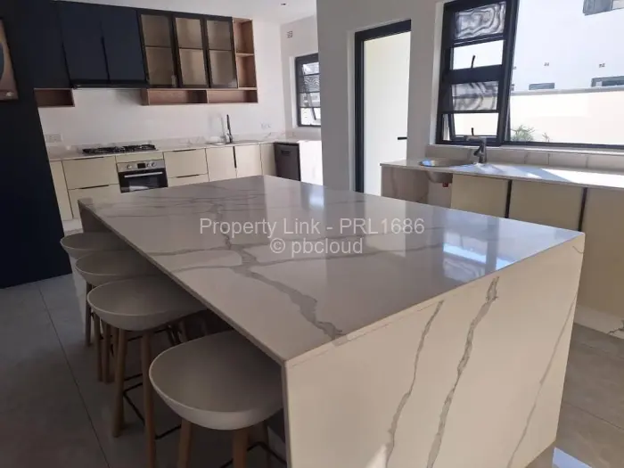 Townhouse/Complex/Cluster for Sale in Vainona, Harare