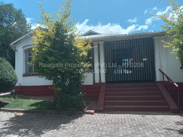 3 Bedroom House for Sale in Parkview, Bulawayo