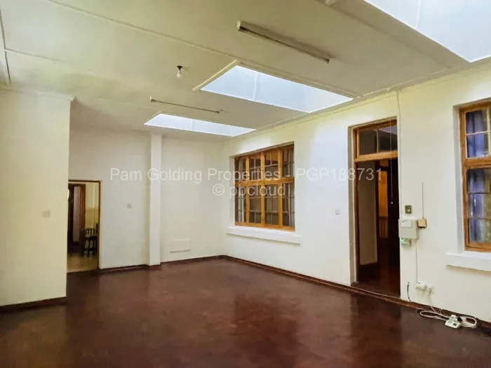 4 Bedroom House for Sale in Suburbs, Bulawayo
