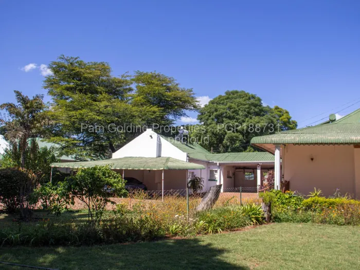 4 Bedroom House for Sale in Suburbs, Bulawayo
