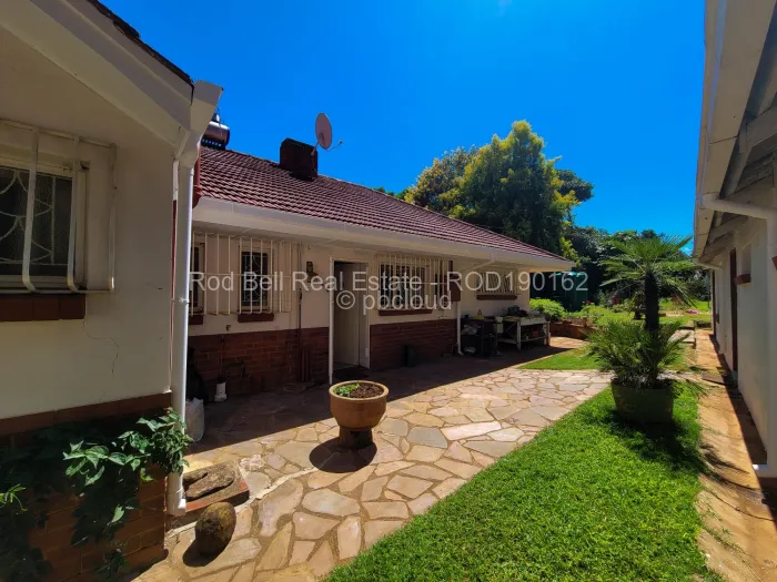 3 Bedroom House for Sale in Chisipite, Harare