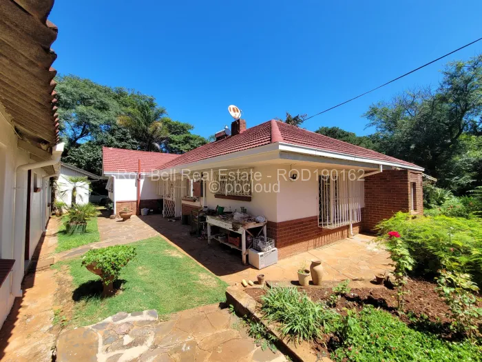 3 Bedroom House for Sale in Chisipite, Harare