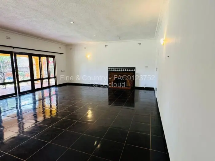4 Bedroom House to Rent in Mount Pleasant