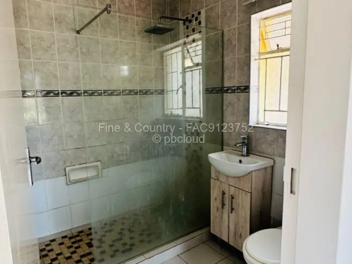 4 Bedroom House to Rent in Mount Pleasant