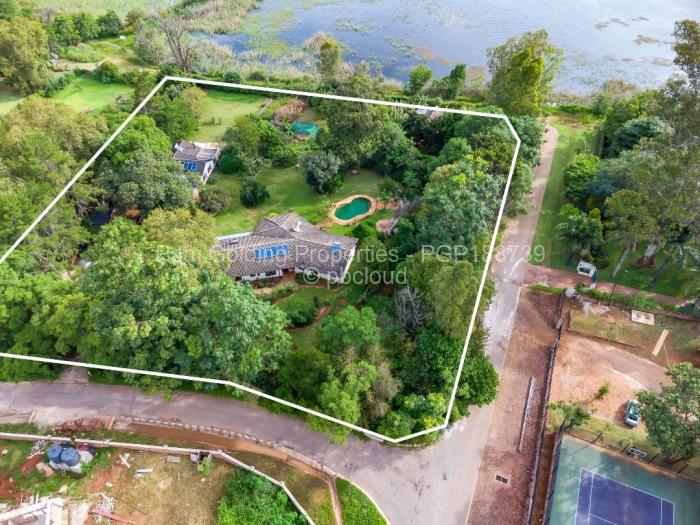 7 Bedroom House for Sale in Glen Lorne, Harare