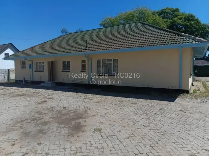 4 Bedroom House for Sale in Upper Hillside, Harare