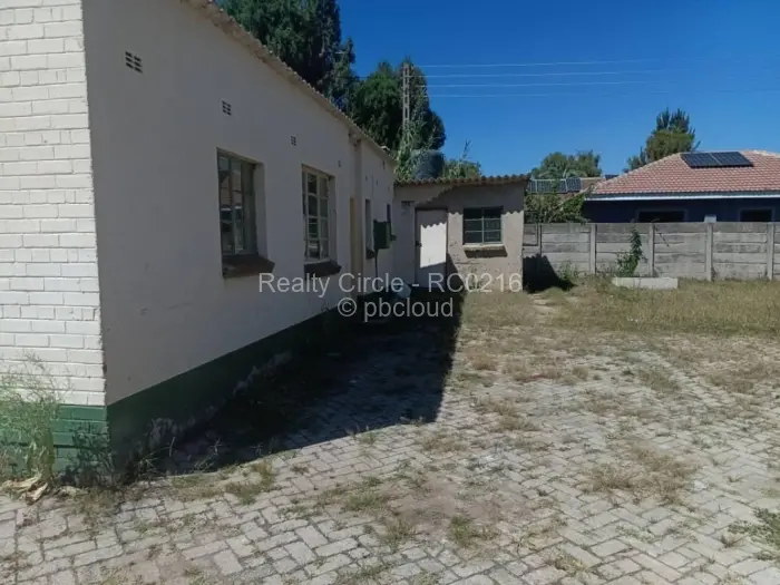 4 Bedroom House for Sale in Upper Hillside, Harare