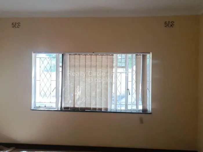 4 Bedroom House for Sale in Upper Hillside, Harare