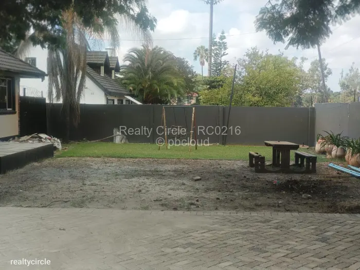 4 Bedroom House for Sale in Upper Hillside, Harare