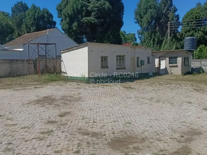 4 Bedroom House for Sale in Upper Hillside, Harare