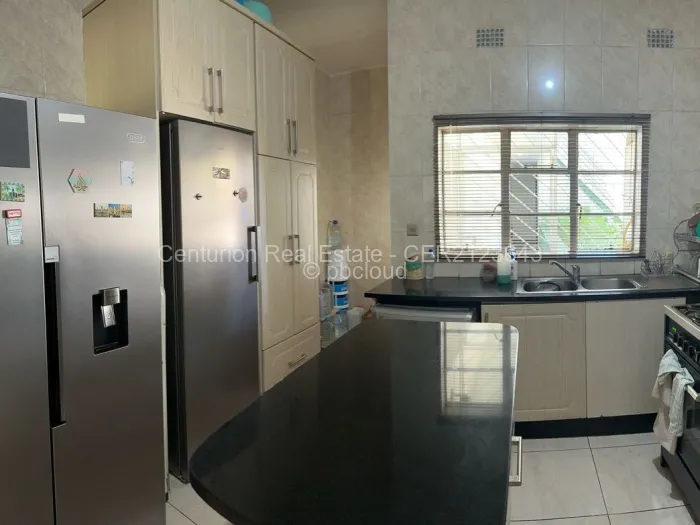 Flat/Apartment for Sale in Kensington, Harare