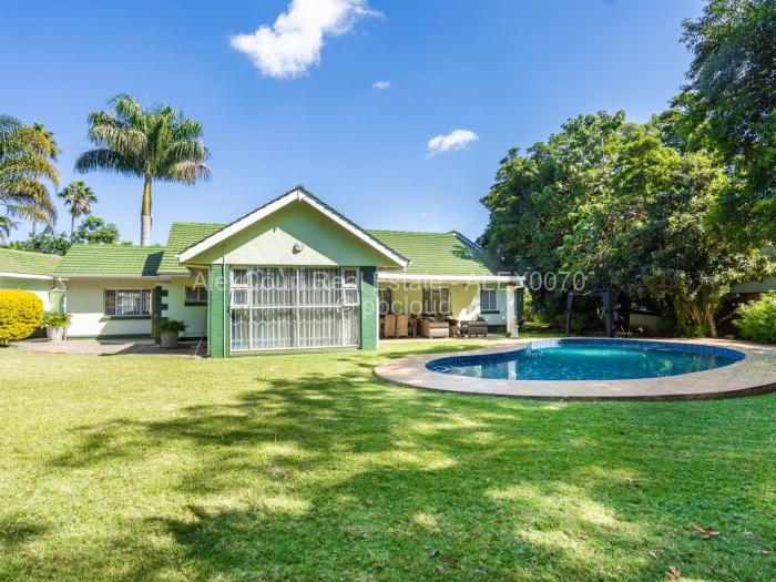 5 Bedroom House for Sale in Alexandra Park, Harare