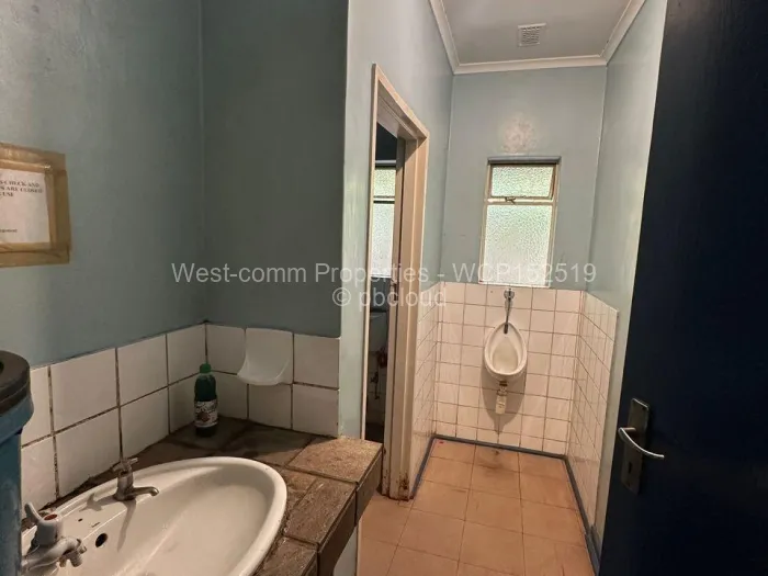 Commercial Property to Rent in Msasa