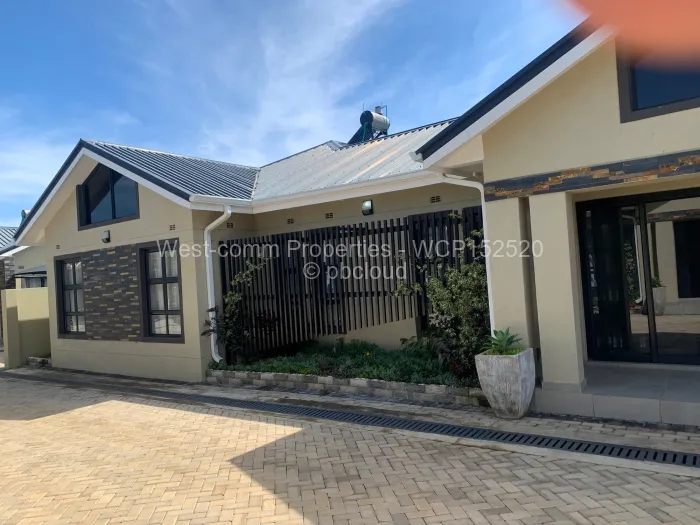 Flat/Apartment to Rent in Borrowdale