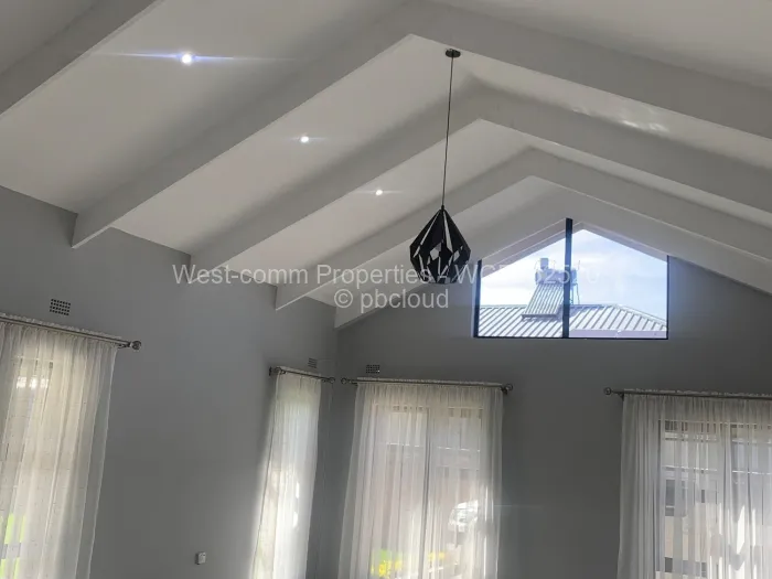 Flat/Apartment to Rent in Borrowdale