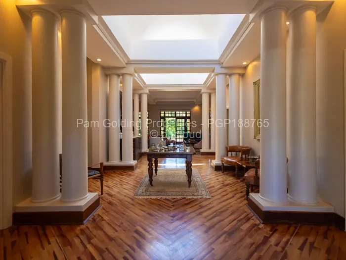 Townhouse/Complex/Cluster for Sale in Highlands, Harare