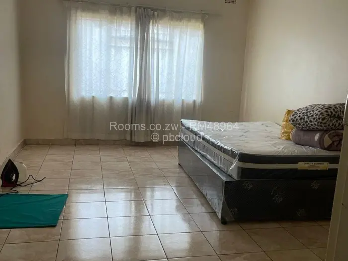 Room to Rent in Bluff Hill, Harare
