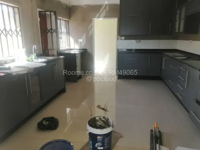 Room to Rent in Ashdown Park, Harare