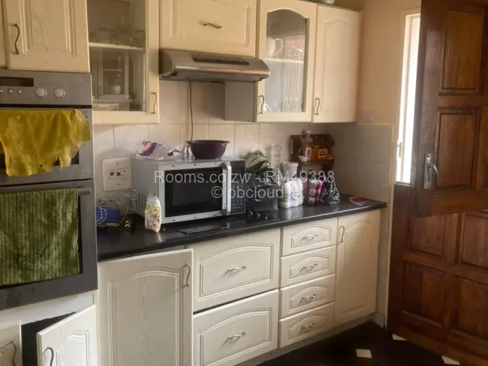 Room to Rent in Madokero Estates, Harare