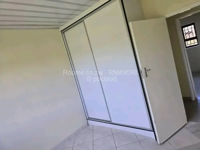 Room to Rent in Madokero Estates, Harare