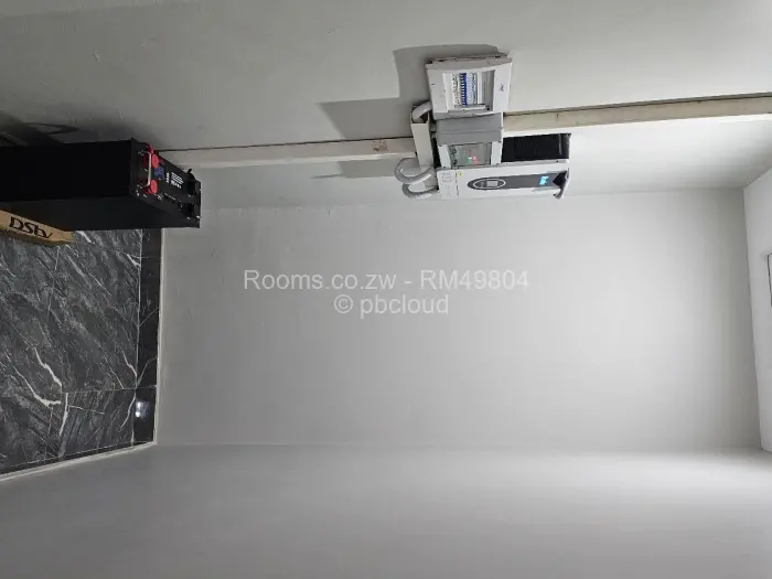 Room to Rent in Ashdown Park, Harare