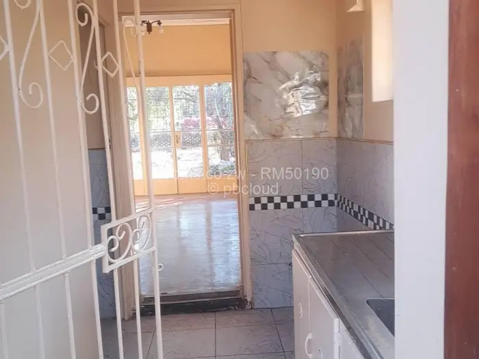 Room to Rent in Greendale, Harare