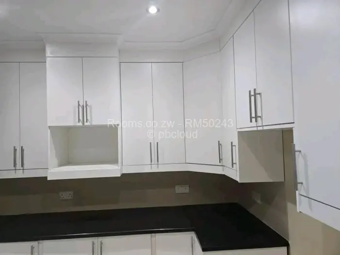 Room to Rent in Borrowdale, Harare