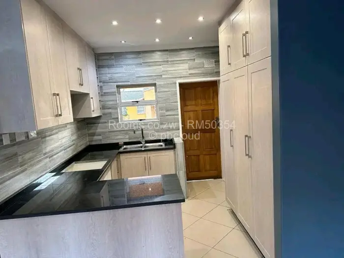 Room to Rent in Madokero Estates, Harare