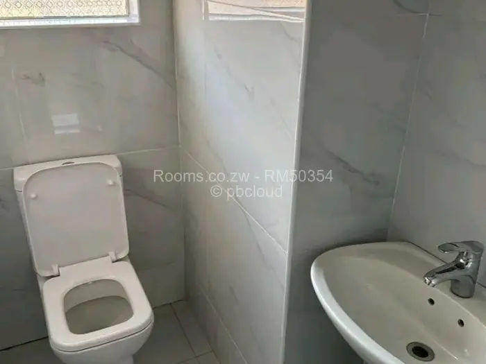 Room to Rent in Madokero Estates, Harare
