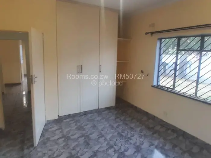 Room to Rent in Waterfalls, Harare
