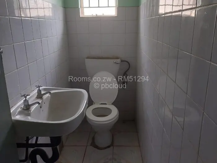 Room to Rent in Borrowdale, Harare