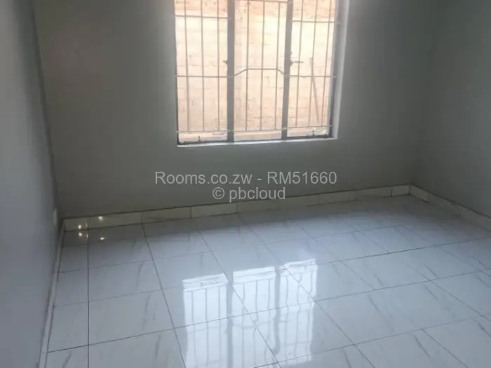 Room to Rent in Westlea Hre, Harare
